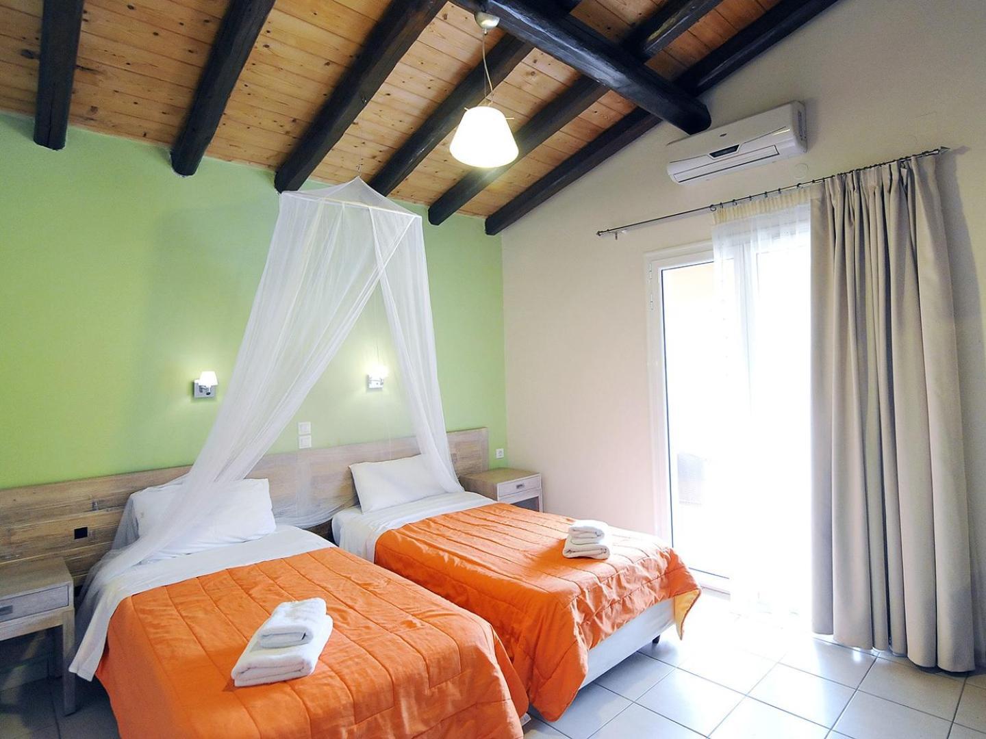 Pyramid City Apartments Agios Spyridon  ภายนอก รูปภาพ