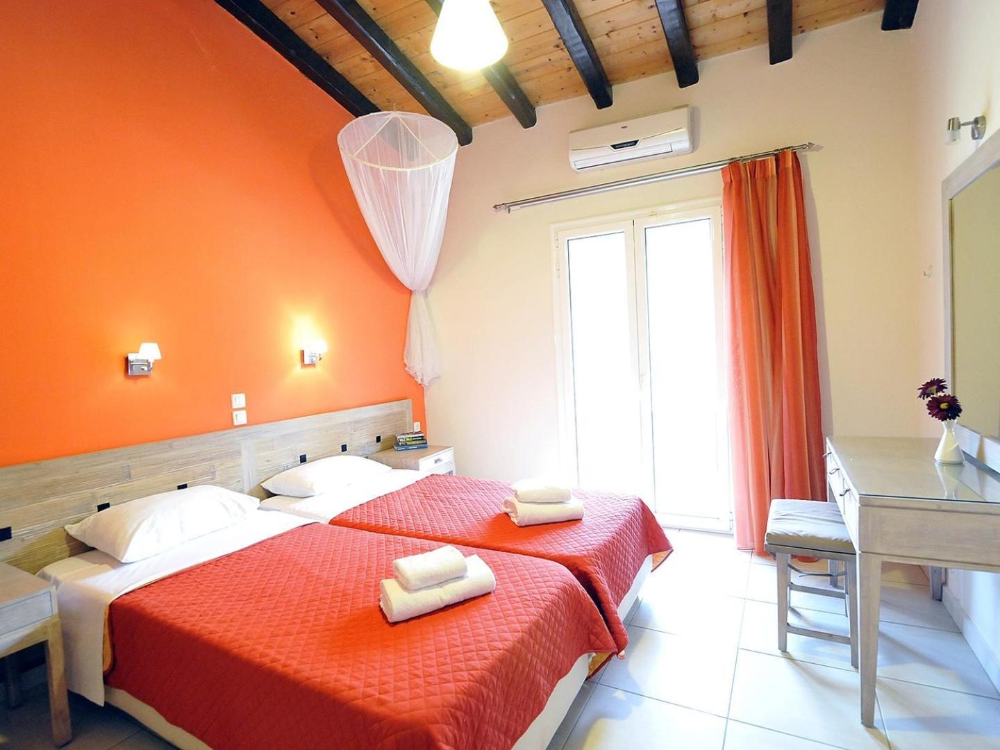 Pyramid City Apartments Agios Spyridon  ภายนอก รูปภาพ